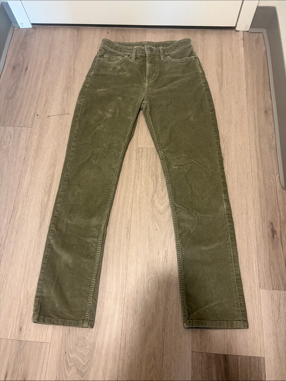 Patagonia Olive Corduroy Straight-Leg Pants Size 27 (xs-s)